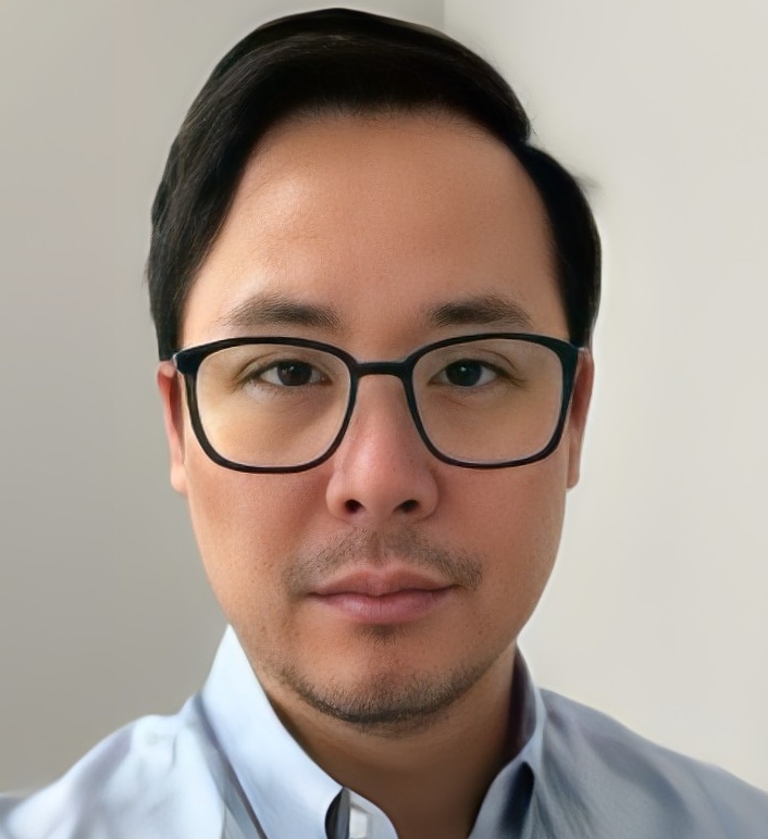 Derrick Kuo, SVP Electrical Engineering at CuraLumin, professional headshot